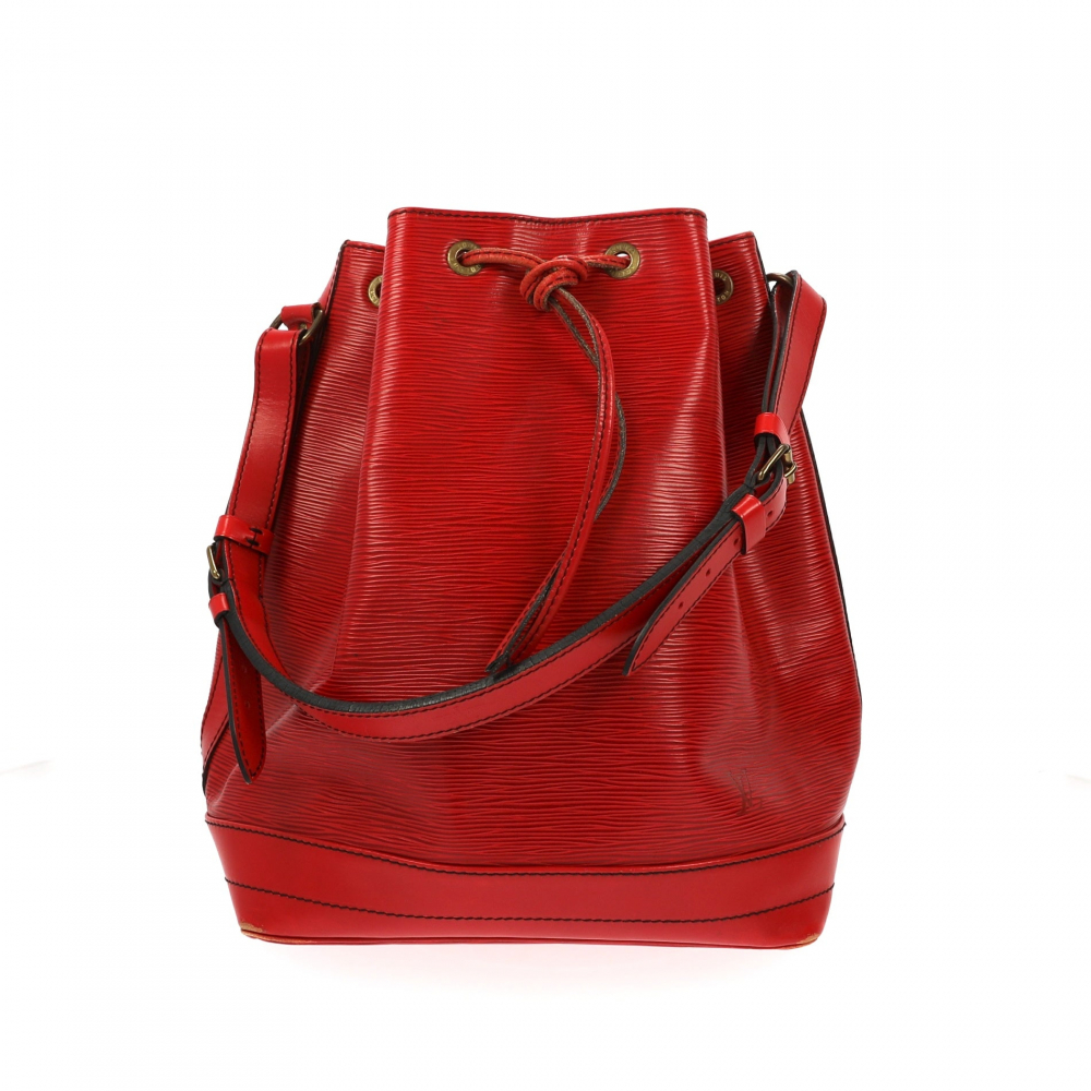 Louis Vuitton Noé Shoulder Bag in Red Leather