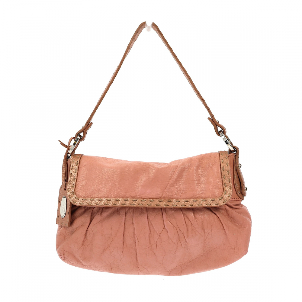 Fendi Shoulder Bag in Pink Leather