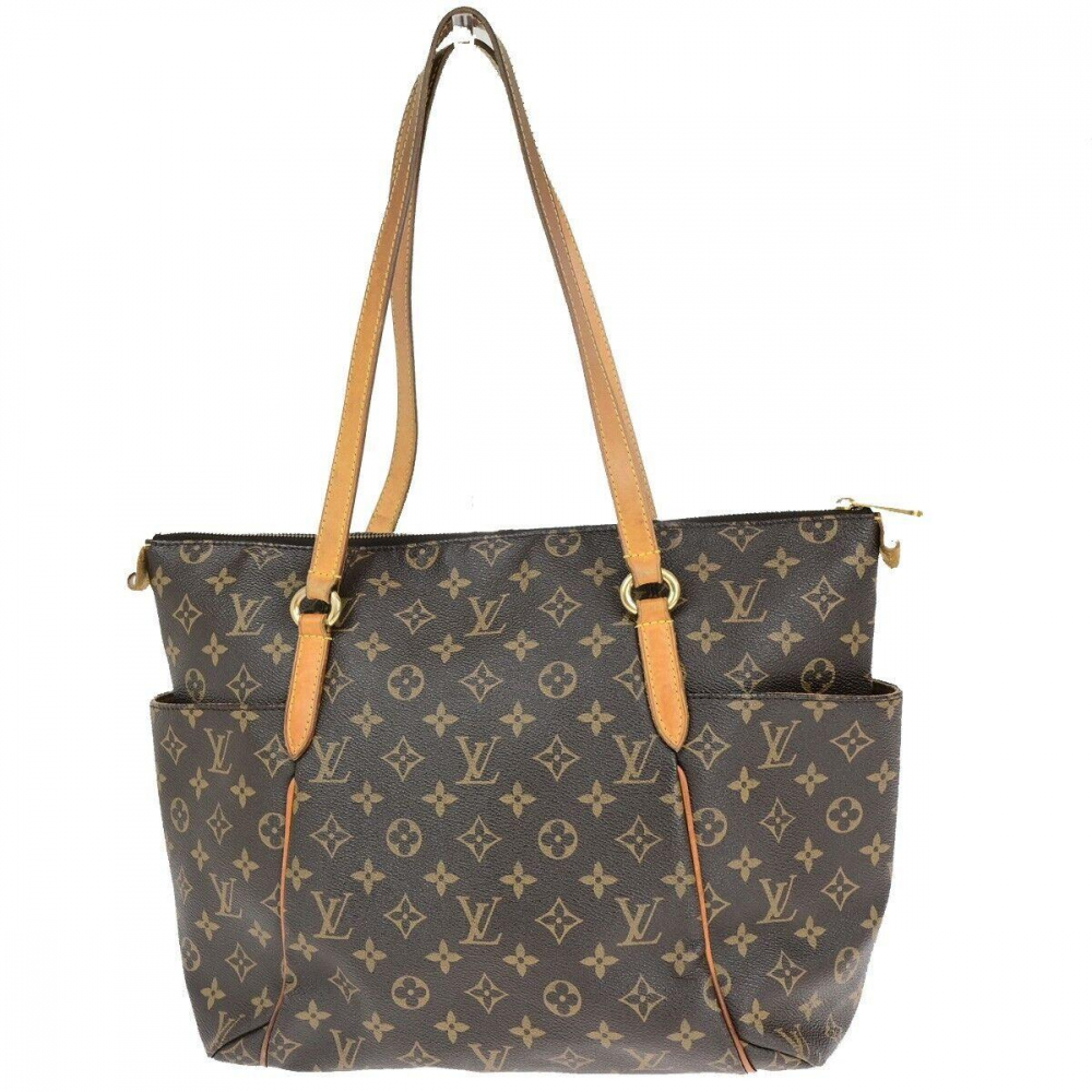 Louis Vuitton Totally