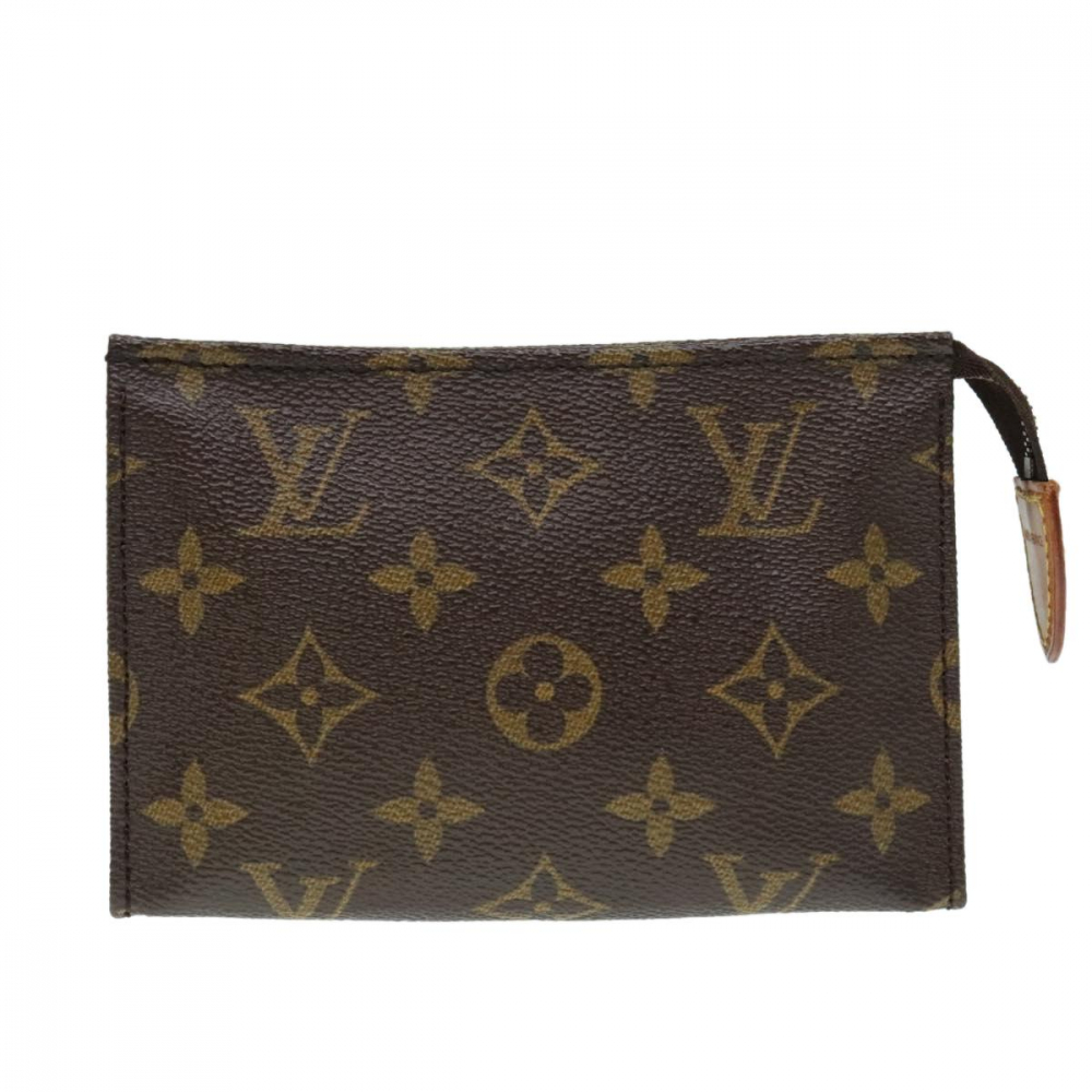 Louis Vuitton Poche Toilette 15