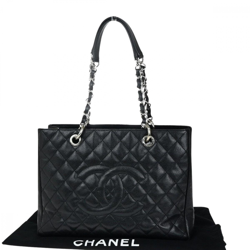 Chanel Shopping