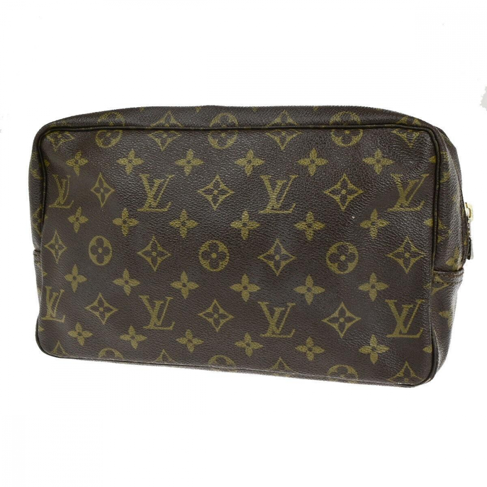 Louis Vuitton Trousse Toilette 28