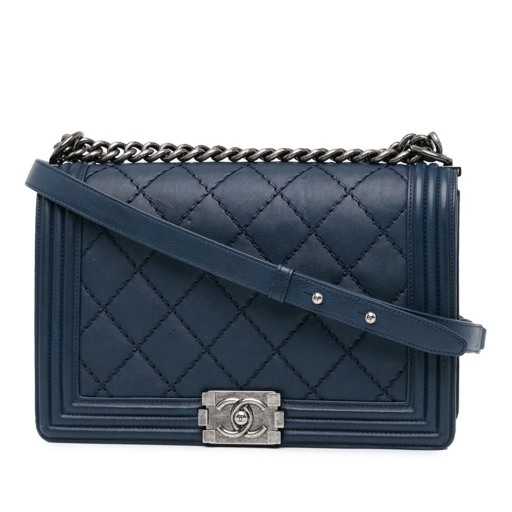 Chanel B Chanel Blue Navy Calf Leather New Medium skin Double Stitch Boy Flap Italy