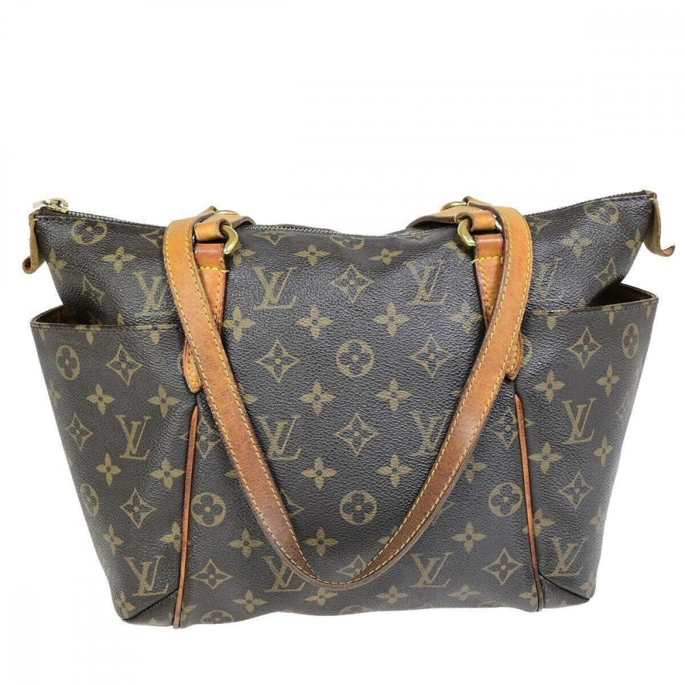 Louis Vuitton Totally