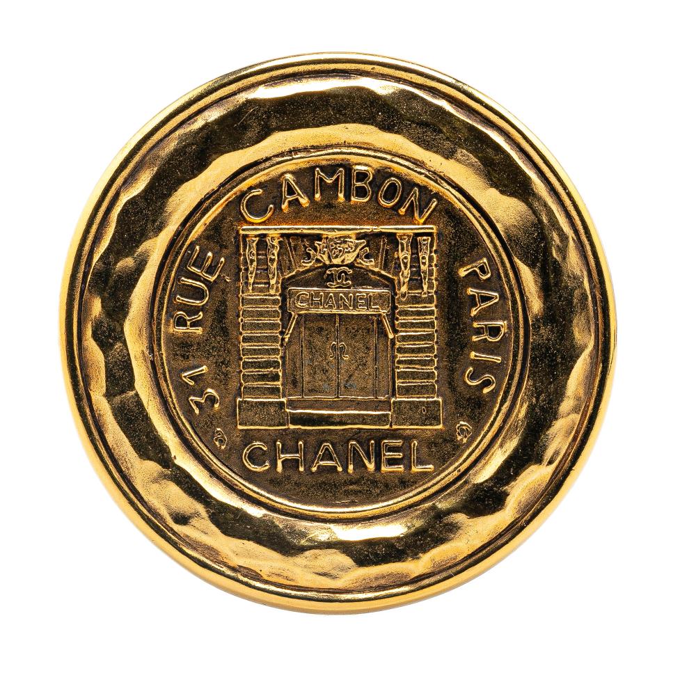 Chanel B Chanel Gold Gold Plated Metal 31 Rue Cambon Brooch France