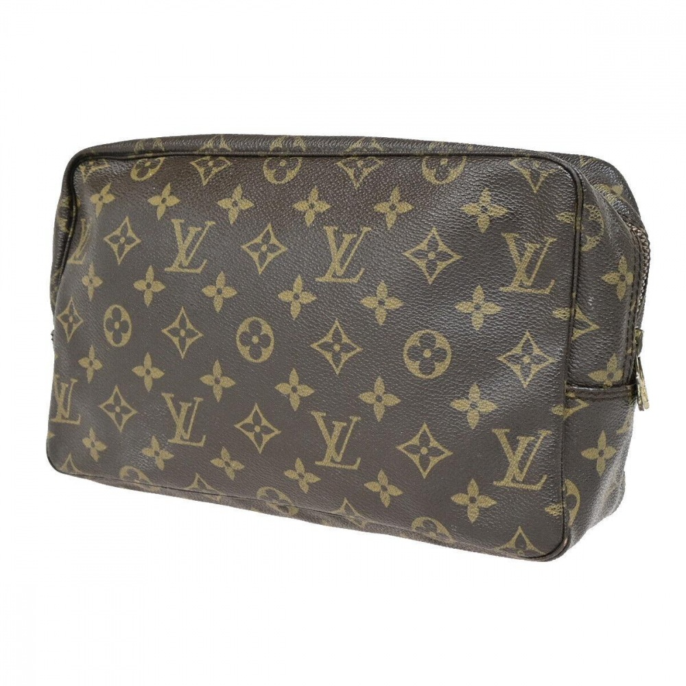 Louis Vuitton Trousse Toilette 28