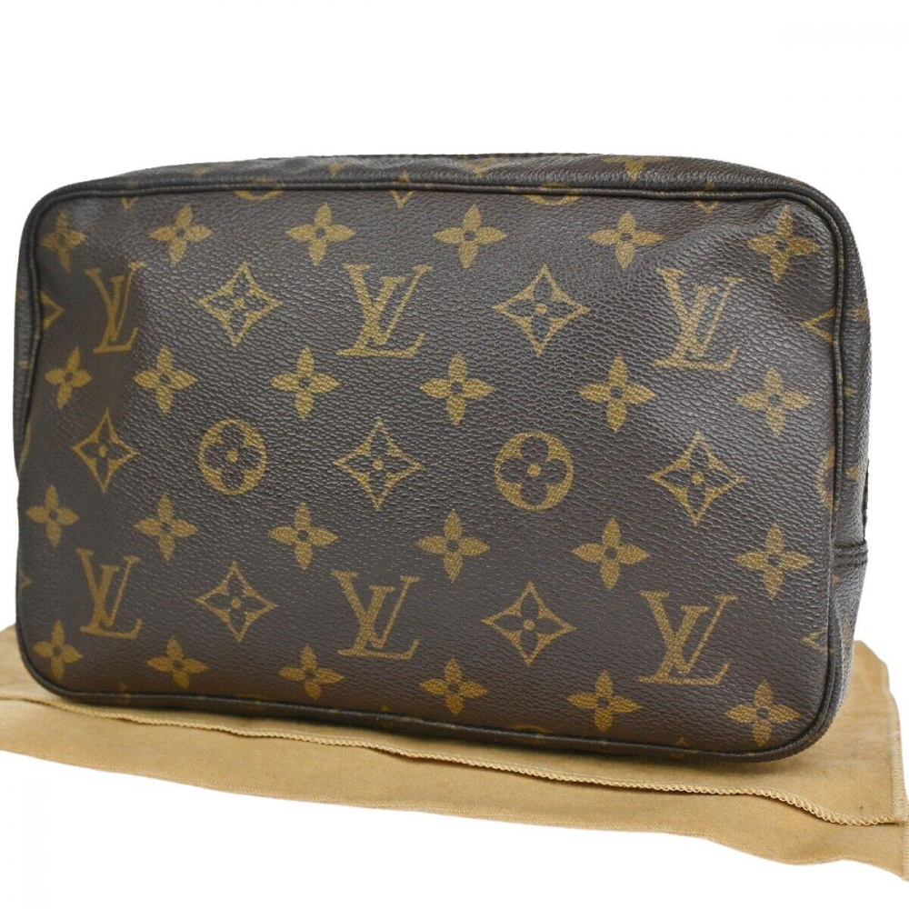 Louis Vuitton Trousse de Toilette