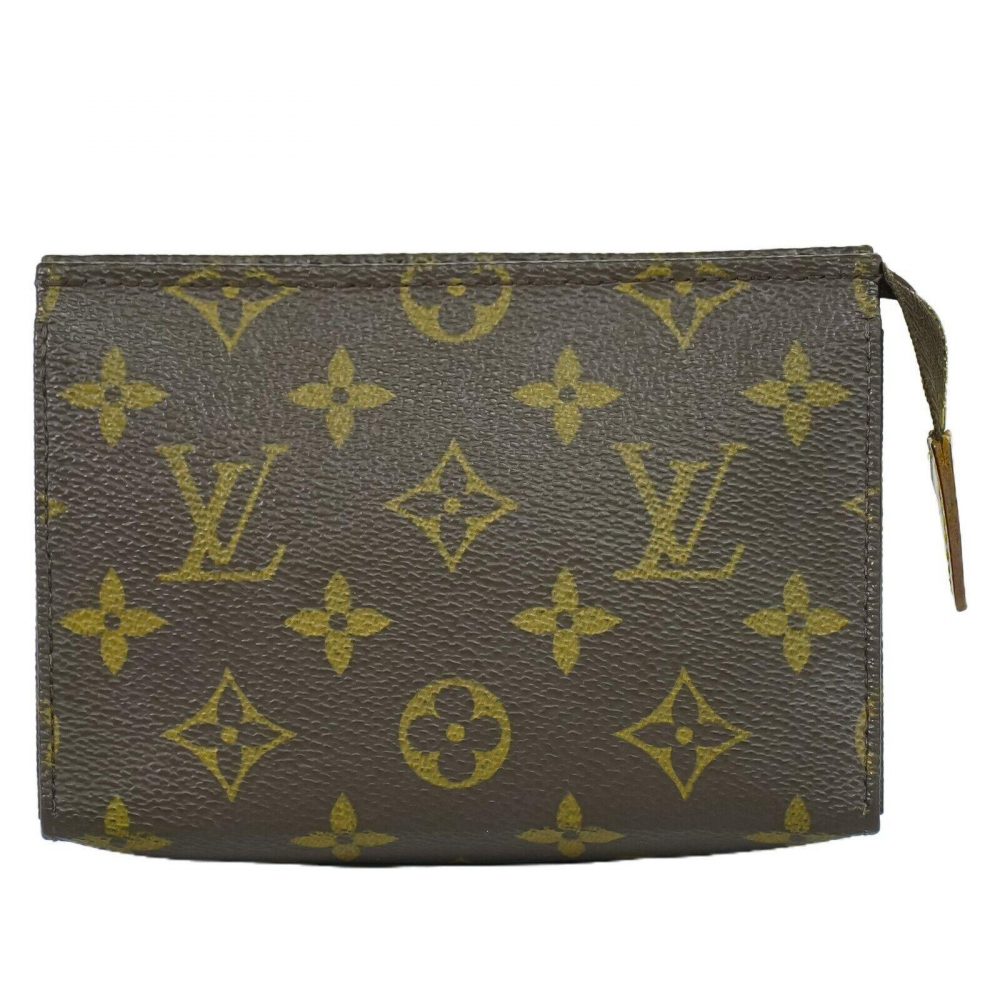 Louis Vuitton Poche Toilette 15