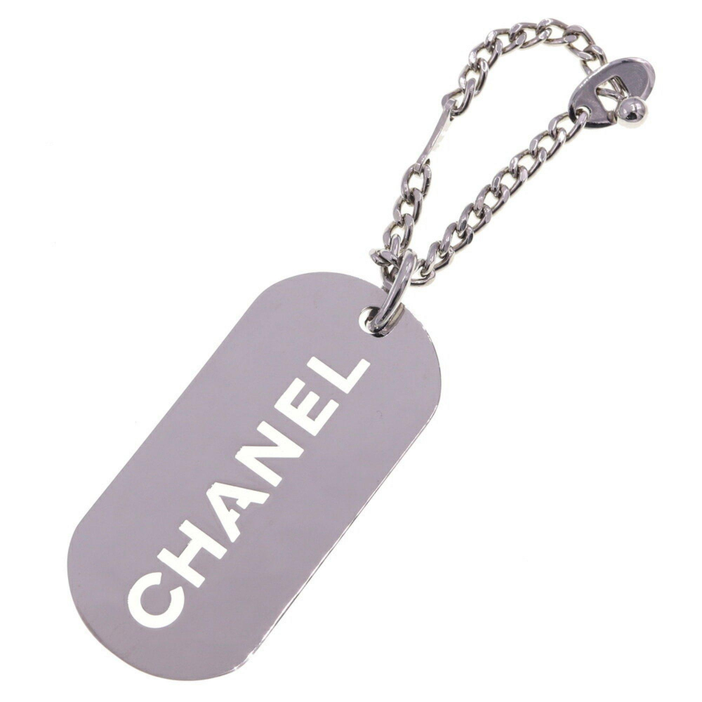 Chanel dog tag