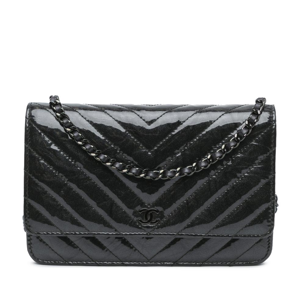 Chanel B Chanel Black Calf Leather CC Chevron Quilted Crumpled skin Wallet On Chain Italy