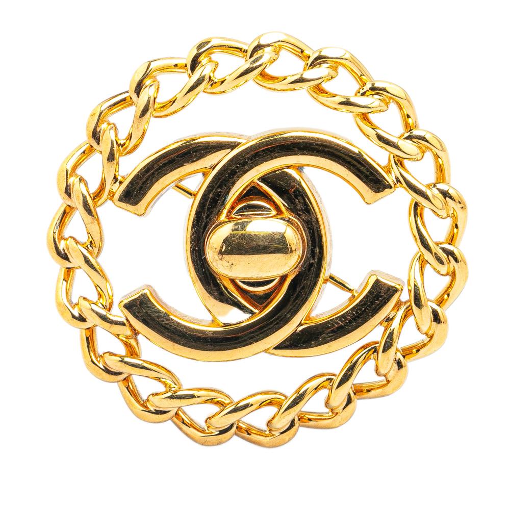 Chanel AB Chanel Gold Gold Plated Metal CC Turn Lock Chain Brooch France