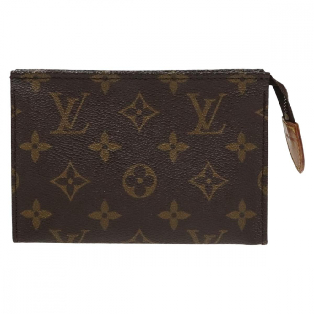 Louis Vuitton Poche Toilette 15