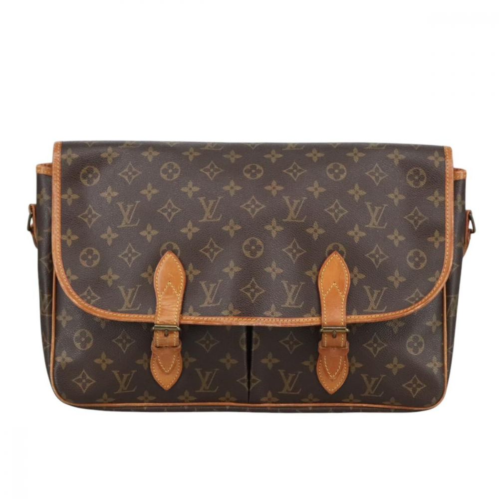 Louis Vuitton Gibecière