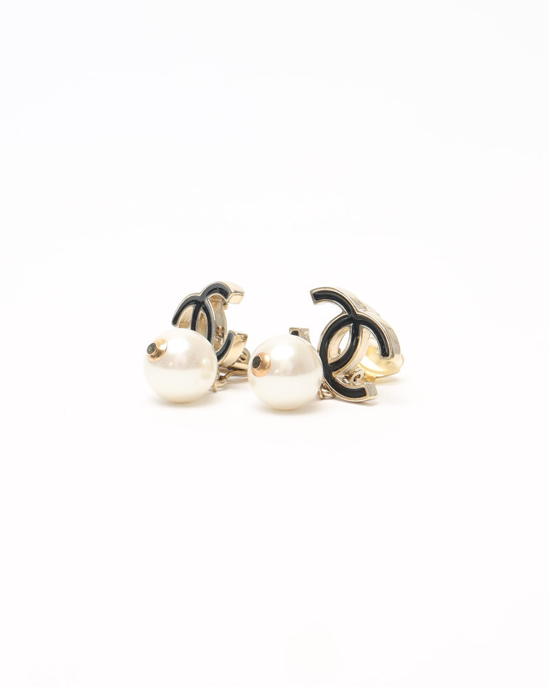 Chanel CC and Pearls Clip-on Earrings