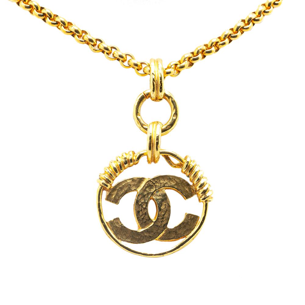 Chanel B Chanel Gold Gold Plated Metal CC Round Pendant Necklace France