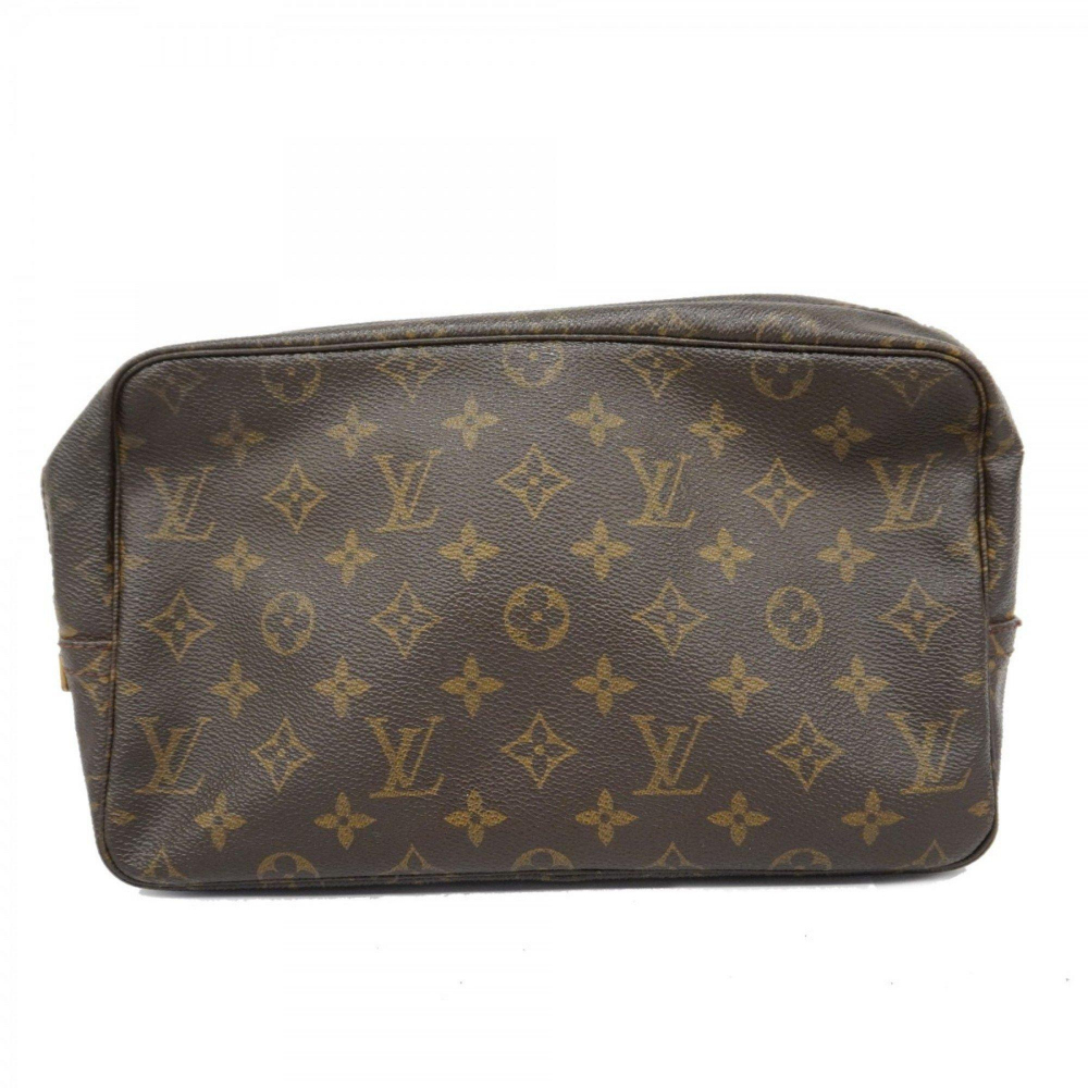 Louis Vuitton Trousse Toilette 28