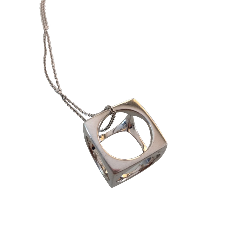 Dinh van cheap collier cube