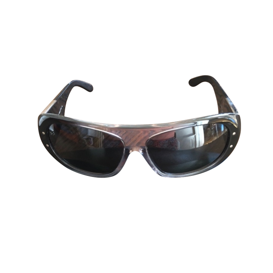dolce and gabbana hand sunglasses