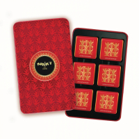 Maxim's Plumier métal rouge | 12 carrés de chocolat au lait