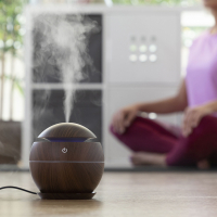 Innovagoods Mini Humidificateur Diffuseur D'Arômes Dark Walnut