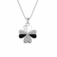 MYC Paris Women's 'Clover Petal' Pendant with chain