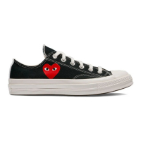 Comme Des Garçons Play 'Single Heart Chuck '70' Sneakers