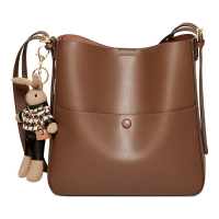 Nalandu 'Rabbit Charm Cappuccino Crossbody' Beuteltasche für Damen