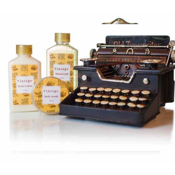 'Antique Typewriter' Men Care Set - 4 Pieces