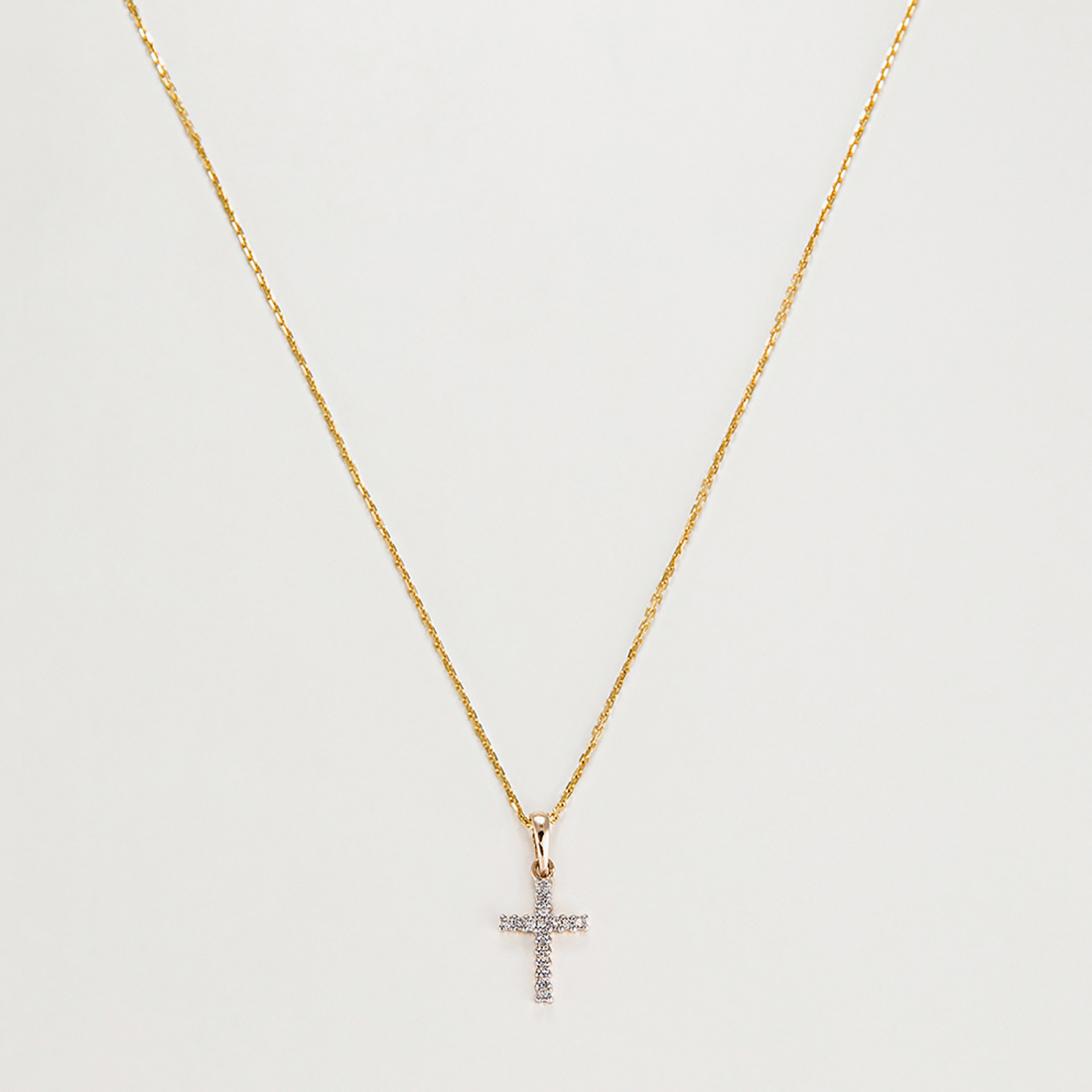 Women's 'Croix Du Bonheur' Pendant with chain