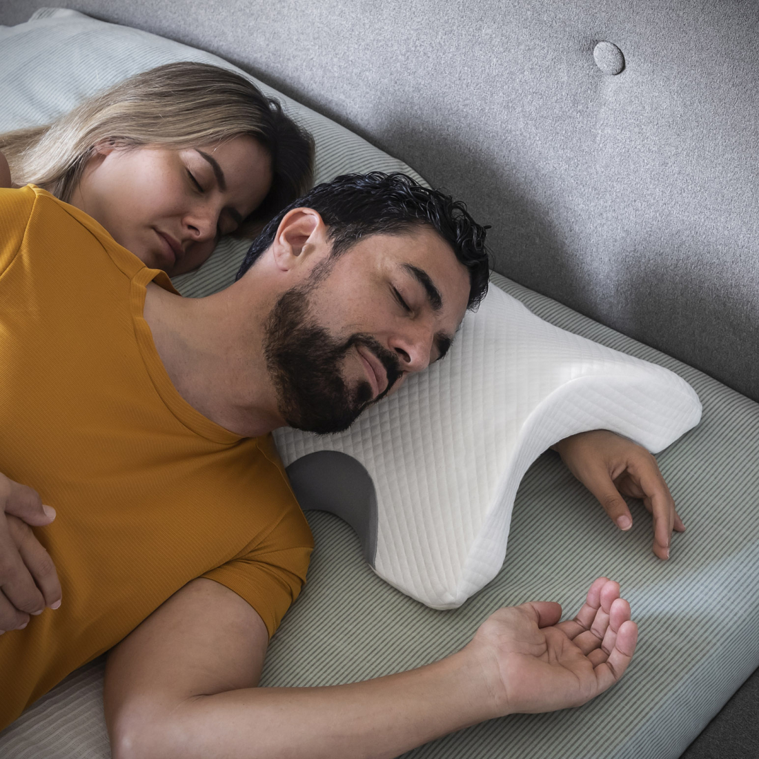 Viscoelastic Cervical Pillow For Couples Cozzy