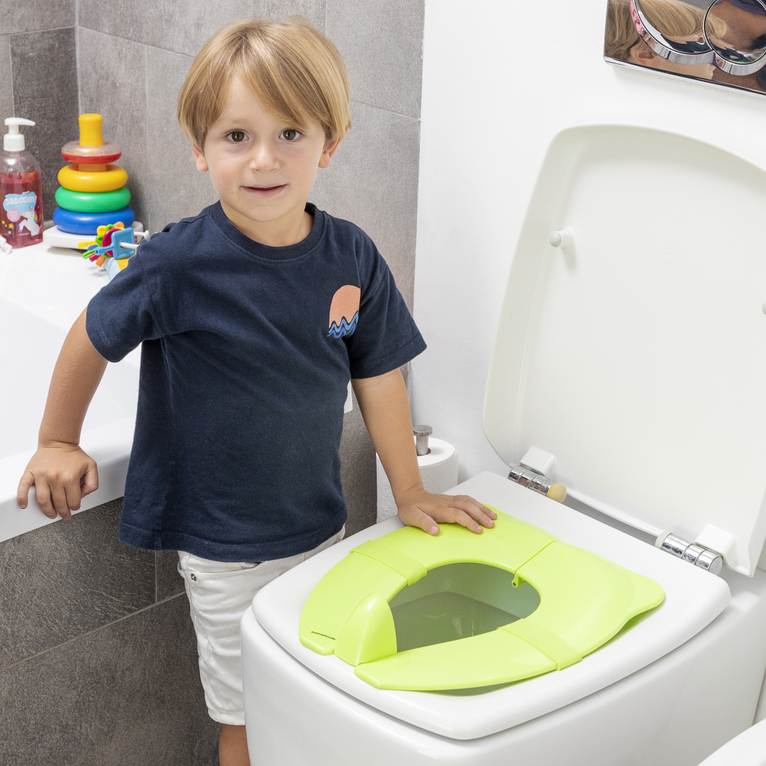 Folding Toilet Seat Reducer for Children Foltry