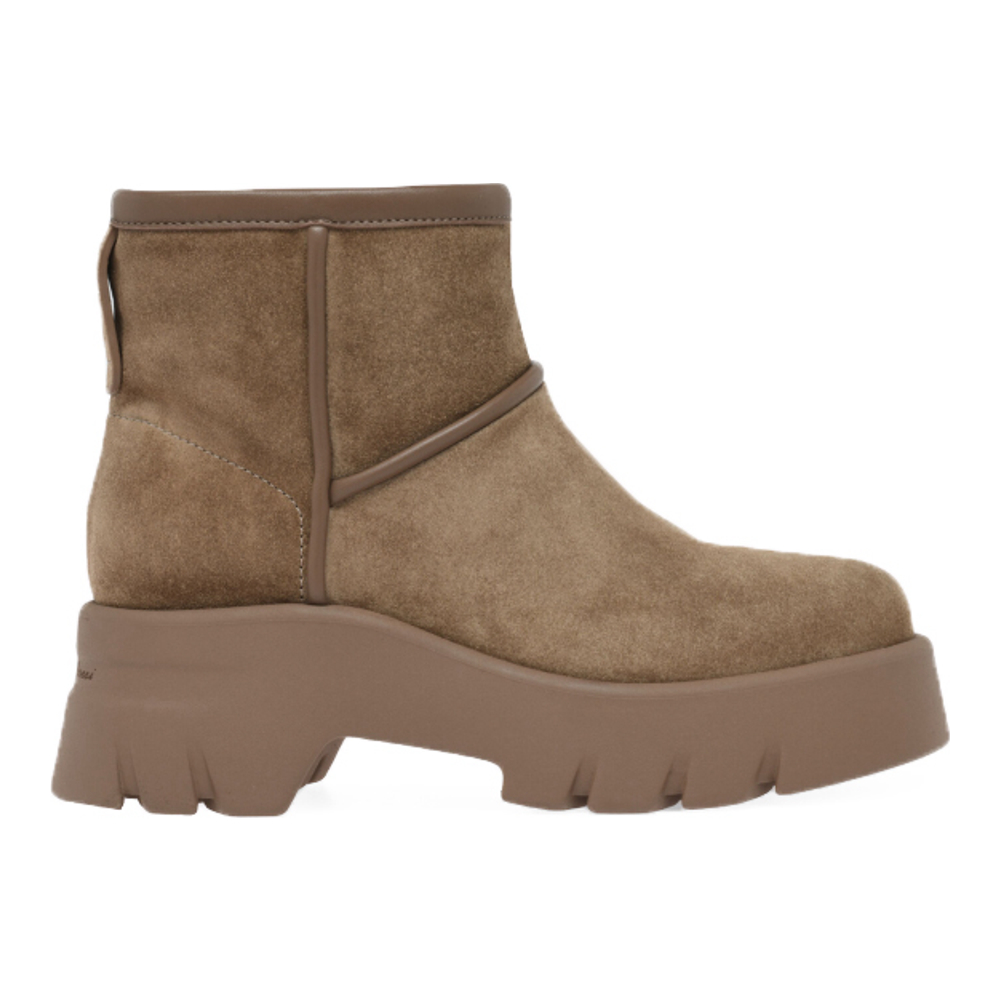 Women's 'Stormy' Ankle Boots