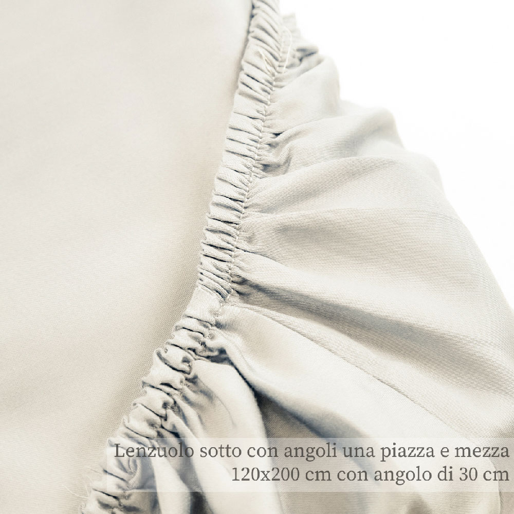 'Satin' Queen Fitted Sheet - 200 x 120 x 30 cm