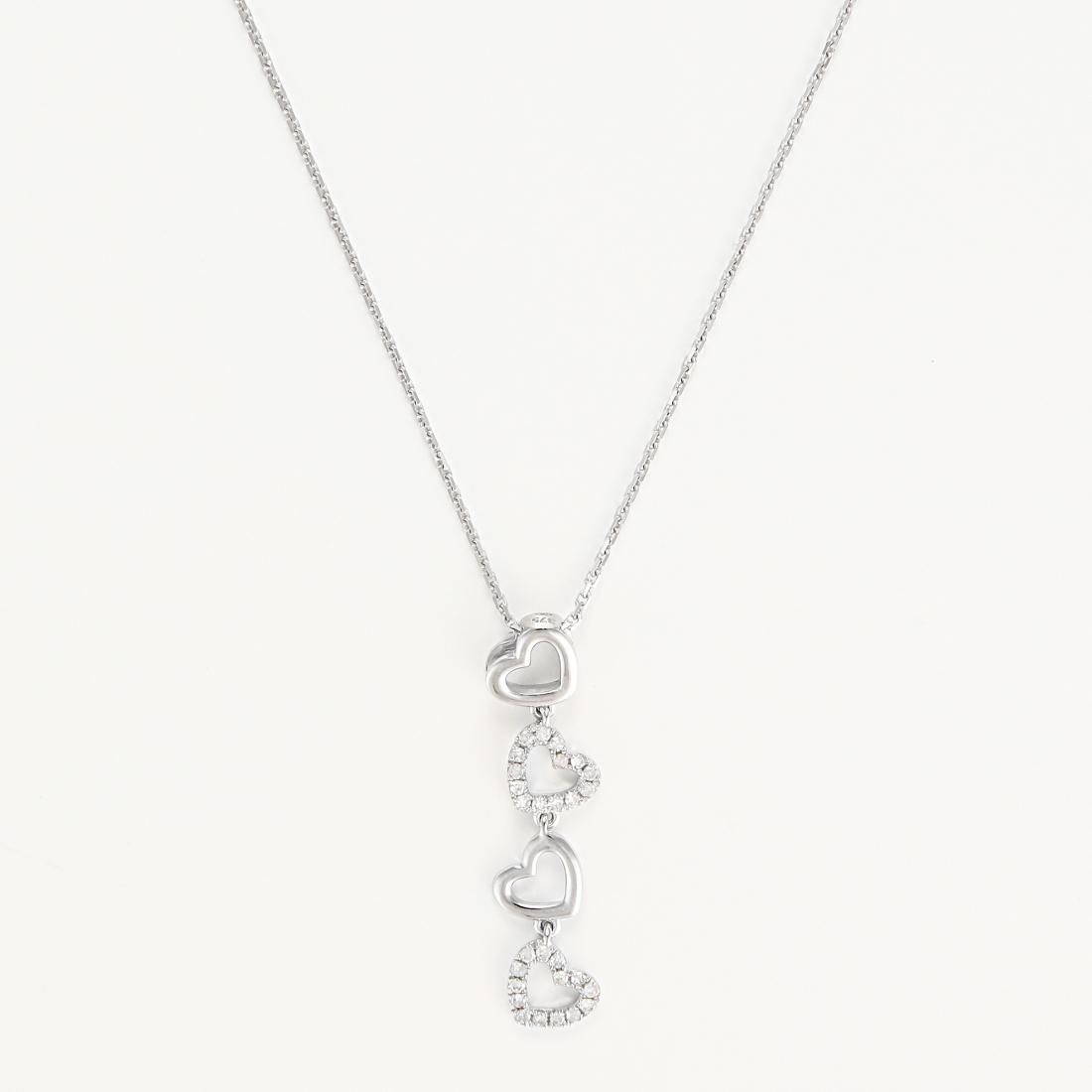 Women's '4 coeurs' Pendant with chain