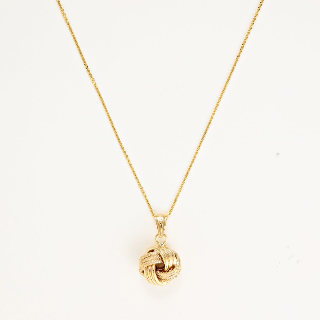 Women's 'Noeud Torsadé' Pendant with chain