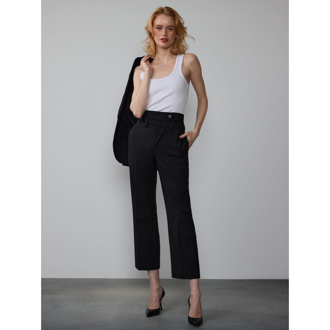 Pantalon 'Wrap Style Cropped' pour Femmes