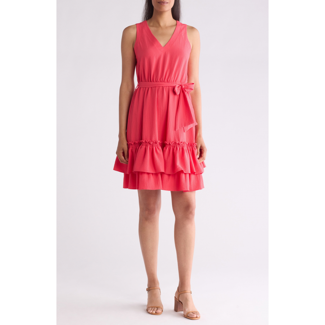 Robe mini 'Belted Ruffle Hem' pour Femmes