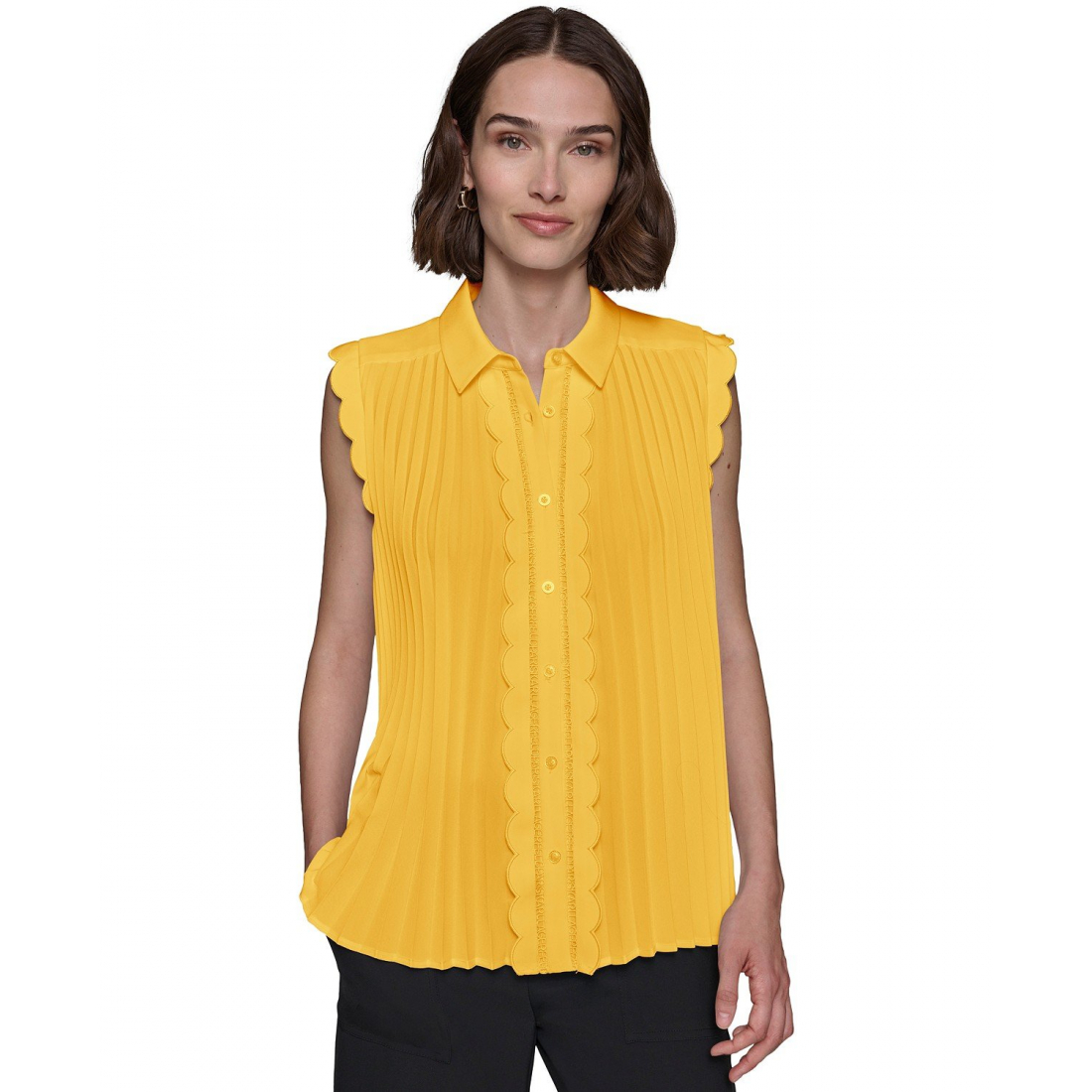 Women's 'Scalloped Pleated Button-Down' Sleeveless Blouse