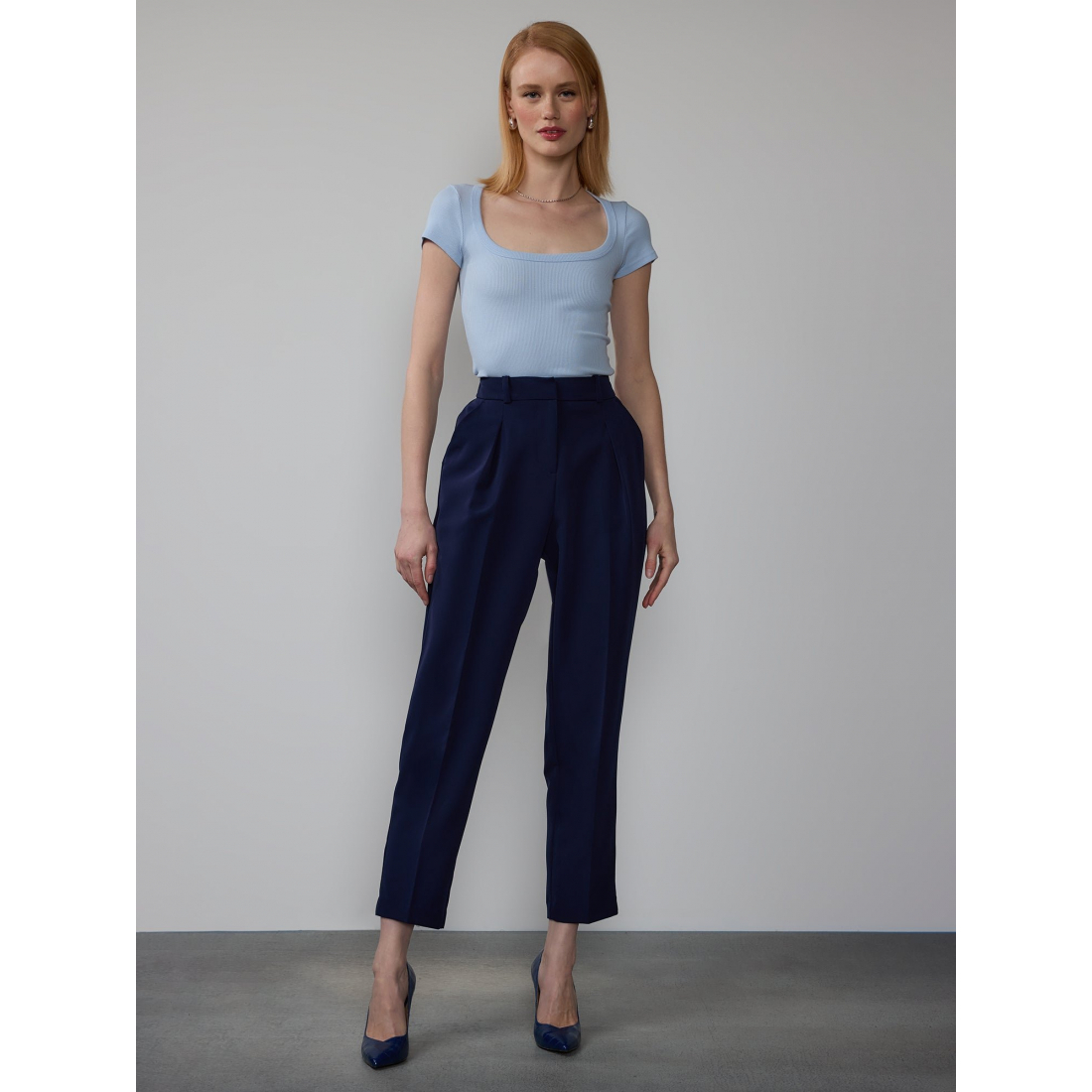 Pantalon 'Curvy Pleated Ankle' pour Femmes