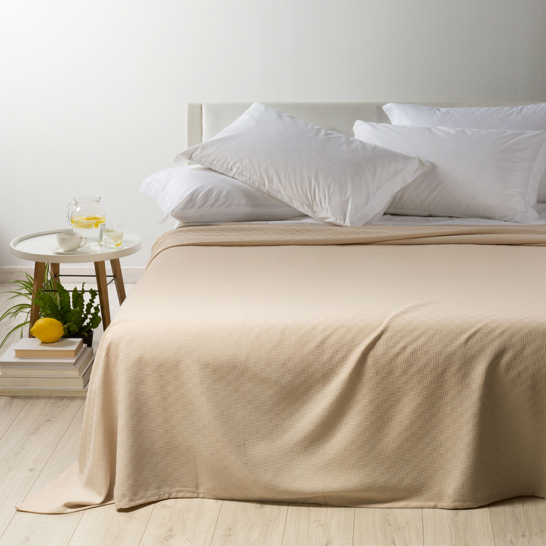 Rodeo Ivory Lightweight Bedspread  - Super King size bed