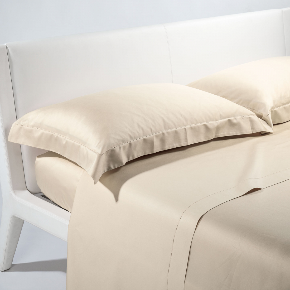 Satin Ivory Sheet Set - King size bed, 4 Pièces