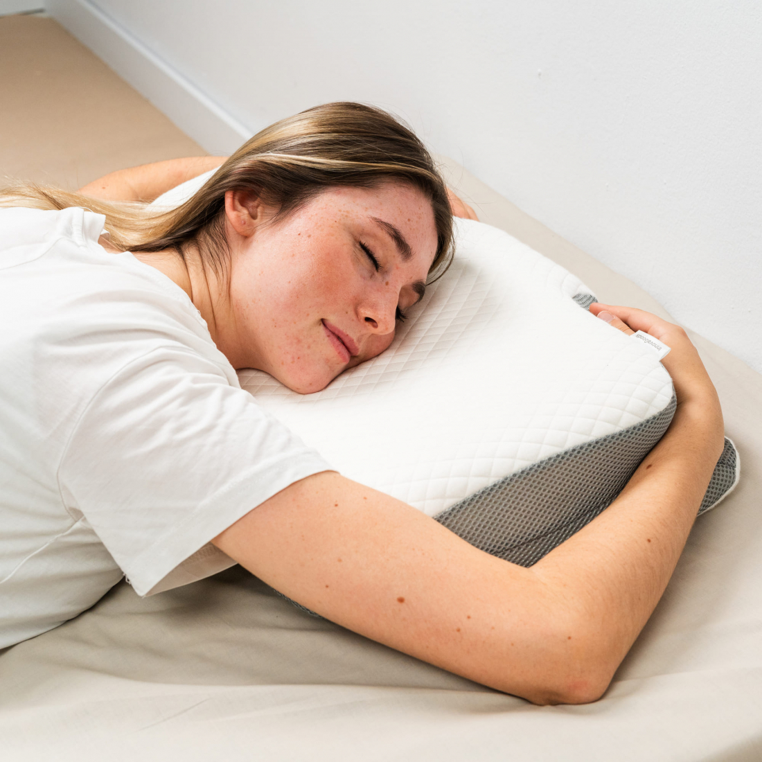 '3-in-1 Ergonomic Pilocal' Neck Pillow