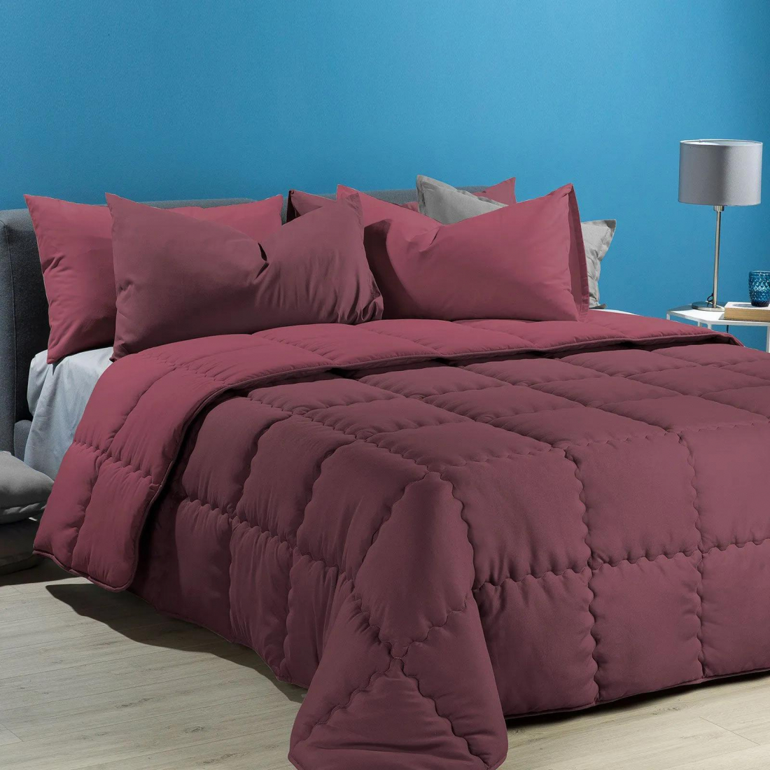 Modern Burgundy Quilted Bedspread - Single size bed