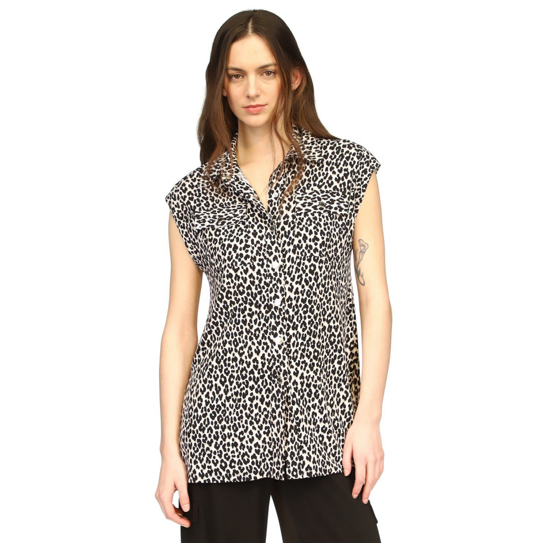 Women's 'Cheetah-Print Snap-Front Utility' Sleeveless Top