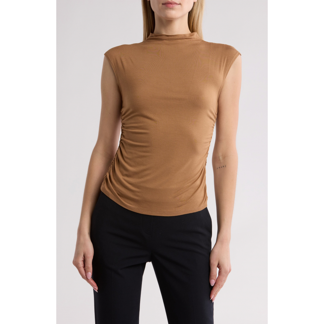 'Mock Neck Sleeveless Top' für Damen