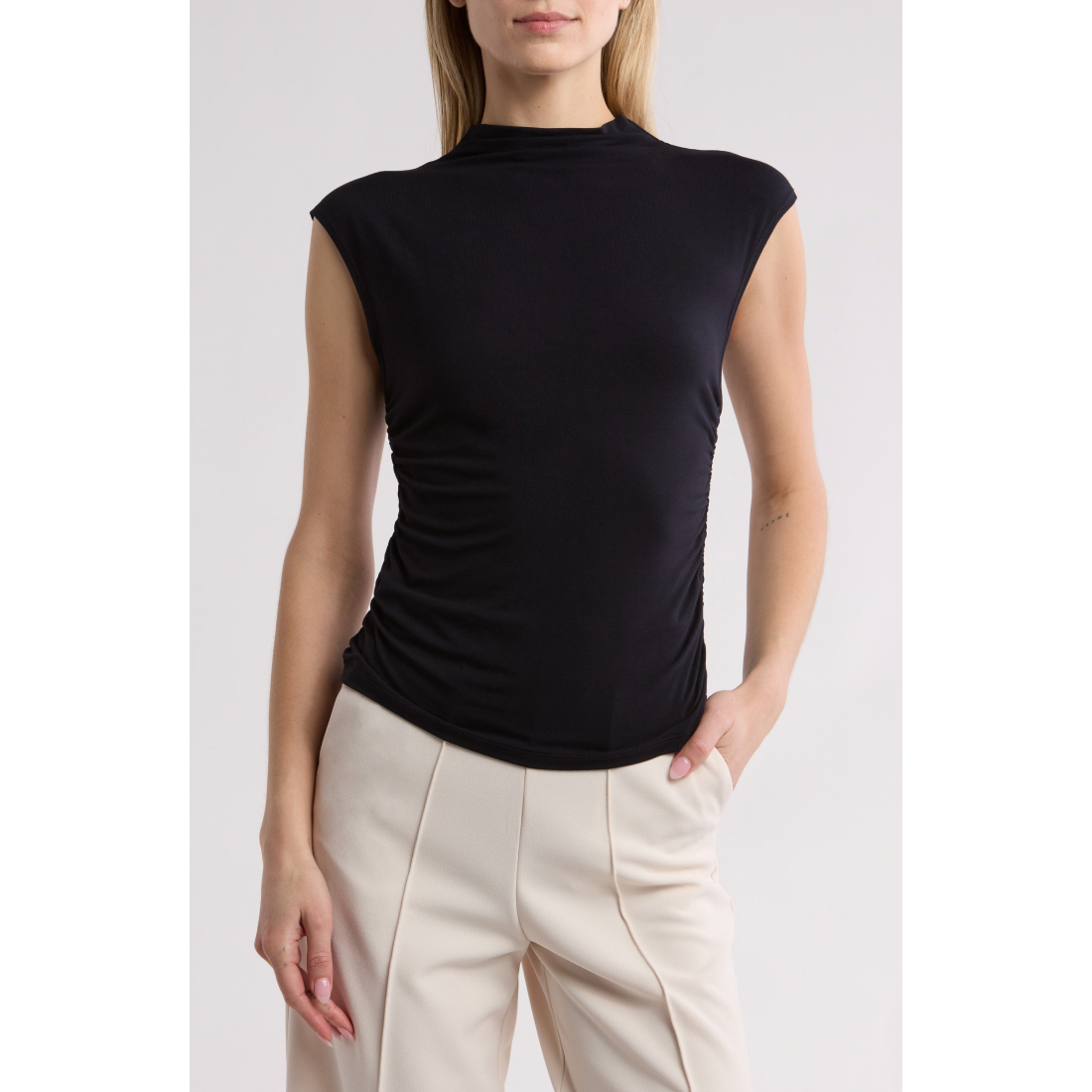 'Ruched Funnel Neck Top' für Damen