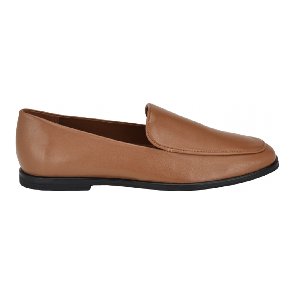 Women's 'Nolla Loafer'