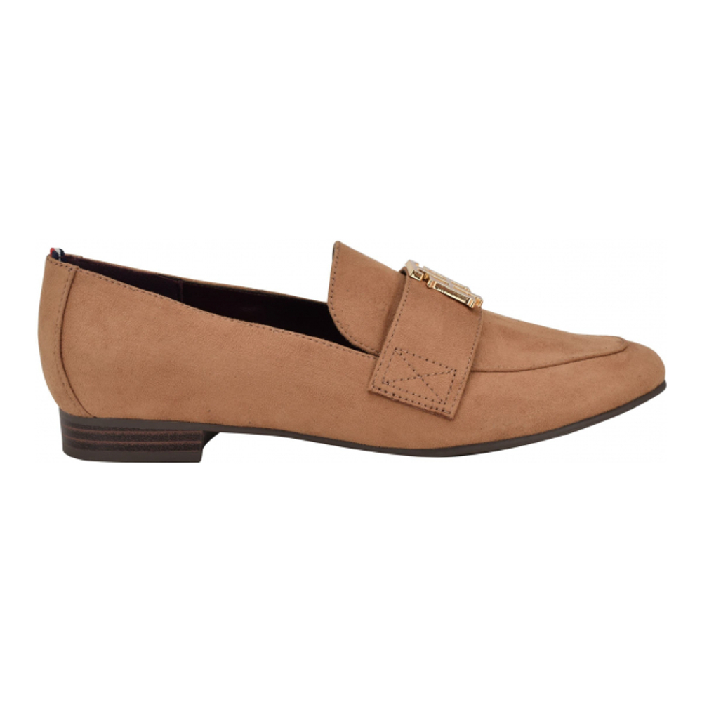 Women's 'Cyndia' Loafers