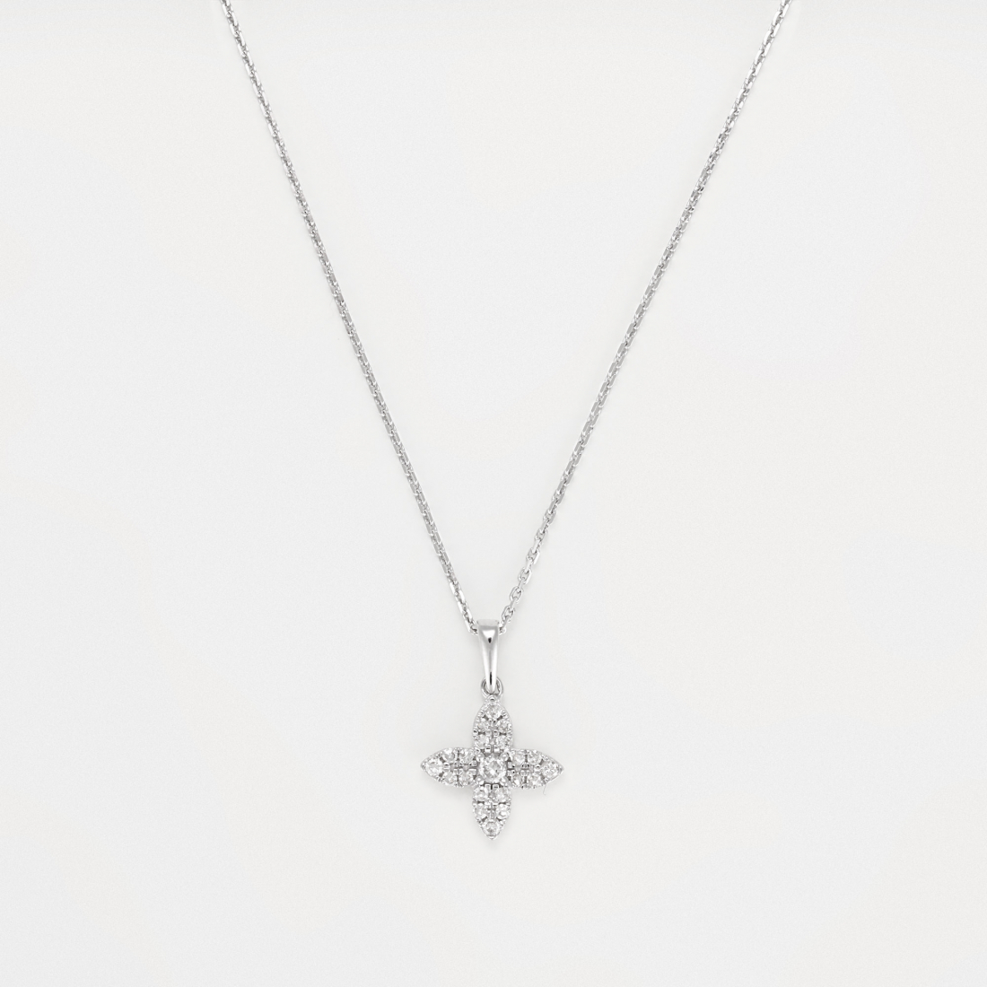 Women's 'Sparkling Flower' Pendant with chain