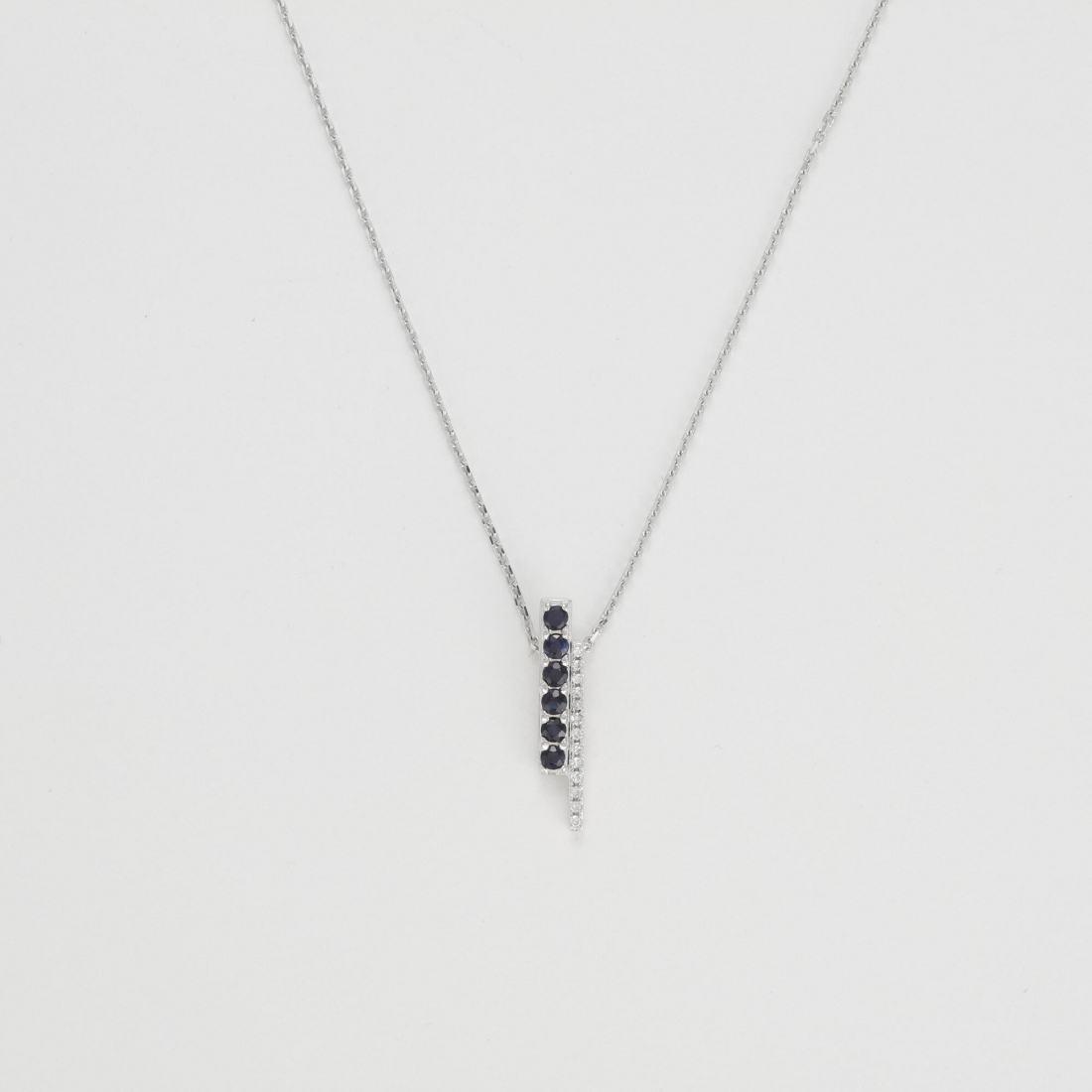 Women's 'Luijia' Pendant with chain